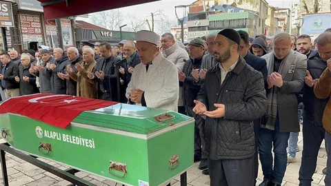 Zonguldak'ta Adliye Çalışanı Defnedildi