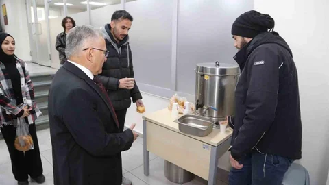 Kayseri'de Öğrencilere Çorba Desteği