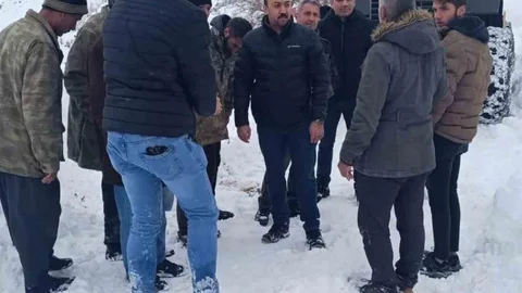 Adıyaman'da Yol Açma Çalışmaları Devam Ediyor