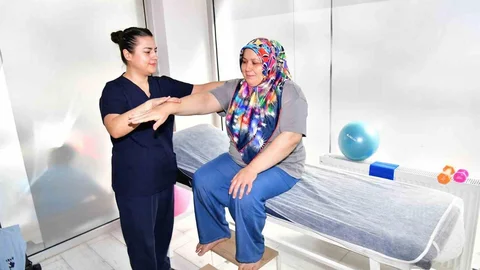 Yunusemre'de Halk Sağlığı Destekleri Artıyor