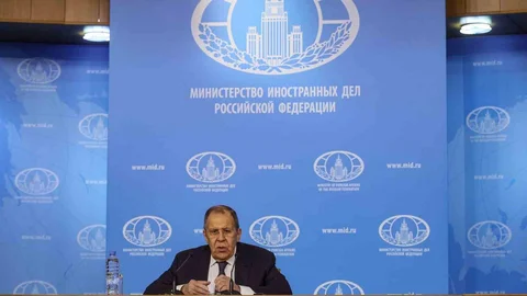 Lavrov: "ABD, Rusya ve Çin’in Grönland’ı Ele Geçirme Planı Bulunmuyor"