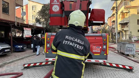 Kocaeli'de Apartman Yangını: 5 Kişi Etkilendi