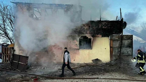Amasya'da Ev Yangını Sonucu Kullanılamaz Hale Geldi