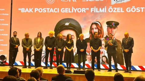 Bakan Uraloğlu: "Bak Postacı Geliyor" Filmini İzlemekten Mutluluk Duydum