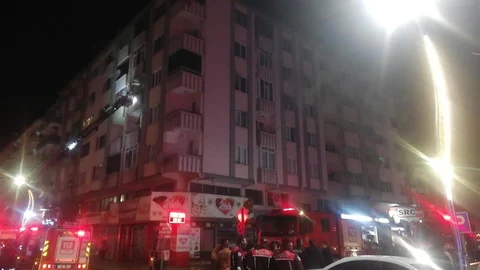 Afyonkarahisar'daki Apartman Yangını