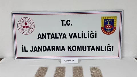 Antalya'da Uyuşturucu Operasyonu Yapıldı