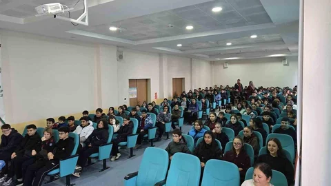 Bilecik'te Sosyal Medya Eğitimi