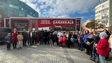 Edremit’te Mobil Çanakkale Müzesi Açıldı