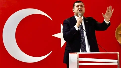 Kayseri'de Türk Bayrağına Saldırı Tepkisi