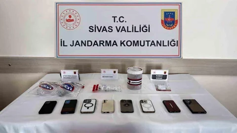 Sivas'ta Eş Zamanlı Uyuşturucu Operasyonu