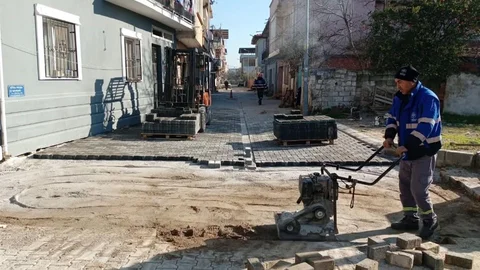 Germencik'te Sokak Yenileme Çalışmaları Devam Ediyor
