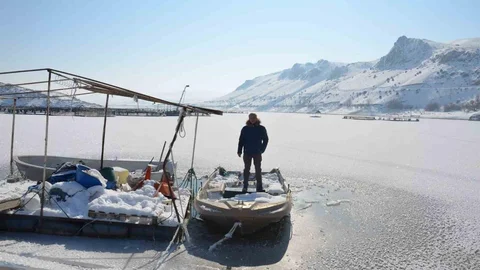 Otlukbeli'de Dondurucu Soğuklar