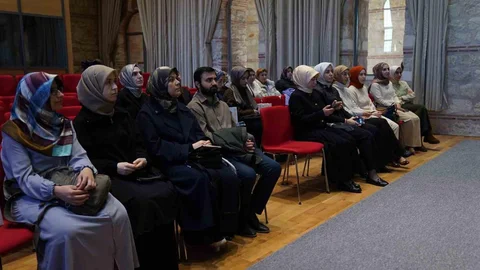 Gençlik TÜRGEV ile Gazze'yi Anlatıyor