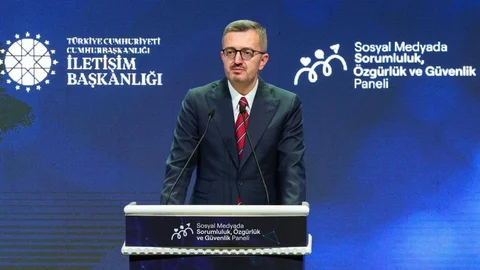 Dijital Zorbalık ve Nefret Dili Üzerine Açıklama