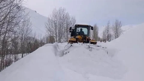 Şırnak’ta Karla Mücadele Devam Ediyor