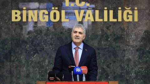 Bingöl Valisi Cahit Çelik Göreve Başladı