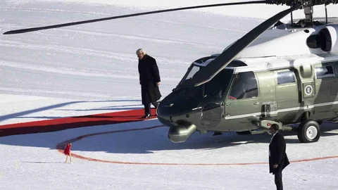 ABD Başkanı Trump Davos'a Gecikti