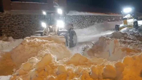 Gümüşhane’de Karla Mücadele Çalışmaları Devam Ediyor
