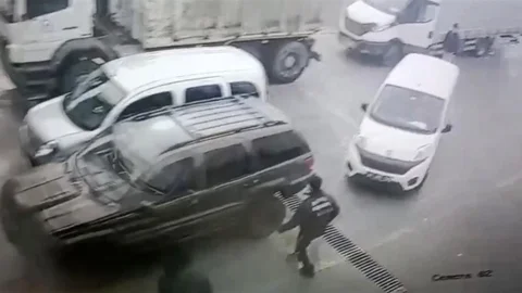 Düzce'de Araç Muayene İstasyonunda Kaza