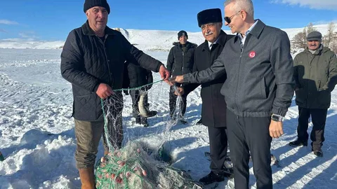 Çıldır'da Ağ Çekme Etkinliği Gerçekleşti
