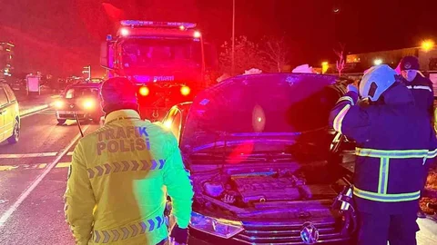 Mardin'de Seyir Halindeki Araç Alev Aldı