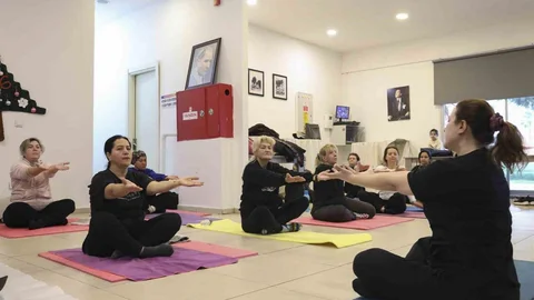 Mersin’de Kadınlara Nefes Eğitimi Veriliyor