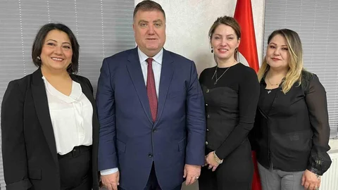 İzmir Şoförler Odası'ndan Kadın Komisyonu Kuruldu