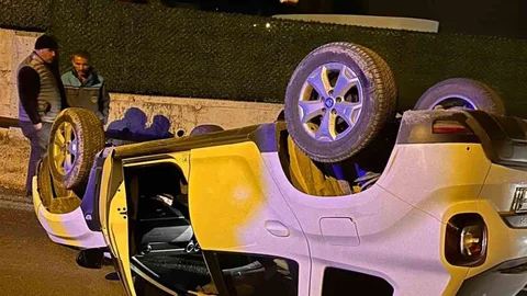 Alanya'da Otomobil Takla Attı