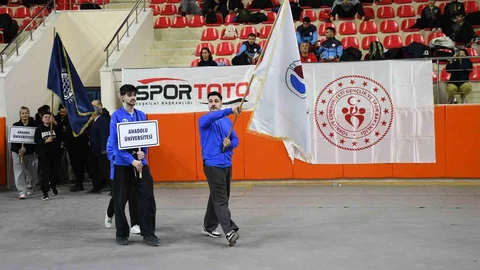 Anadolu Üniversitesi Öğrencileri Madalya Kazandı