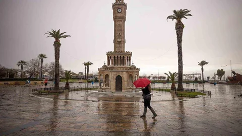 İzmir'de Sağanak Yağışa Karşı Önlemler Alındı