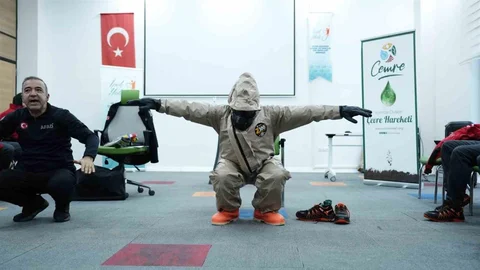 Elazığ’da Arama Kurtarma Eğitimleri Devam Ediyor