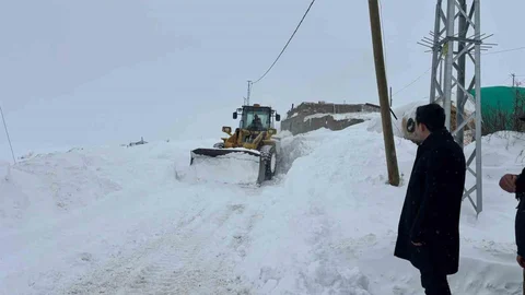 Susuz Kaymakamı Tutal Köylerde Vatandaşlarla Buluştu