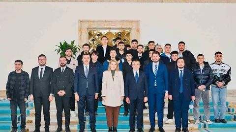 Ölmeztoprak: "Bayrağımıza Uzanan Kirli Ellere Hesap Soracağız"