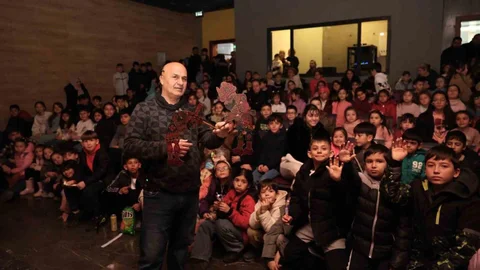 Bursa'da Karagöz Etkinliği Rüzgarı Esti