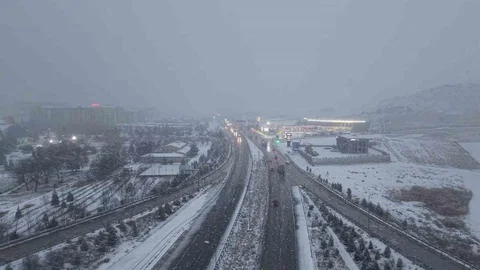 Kırıkkale'de Kar Yağışı Ulaşımı Etkiliyor