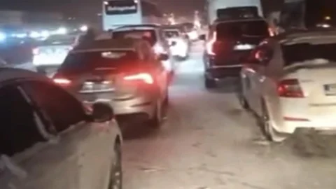Gaziantep'te Kar Yağışı Nedeniyle Araçlar Mahsur Kaldı