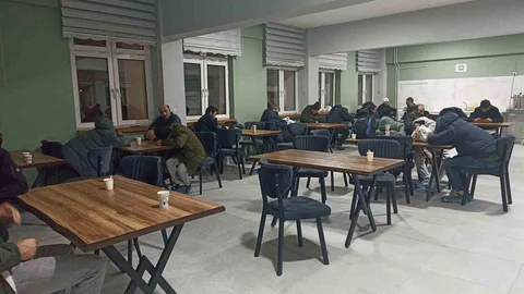 Sivas'ta Kar Esareti Yaşanıyor