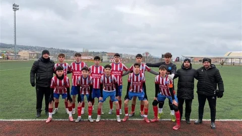 Bilecik U16 Gençler Ligi’nde Liderlik Mücadelesi