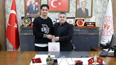 Bilecik'ten Türkiye Üçüncüsü Atletizmde Başarı