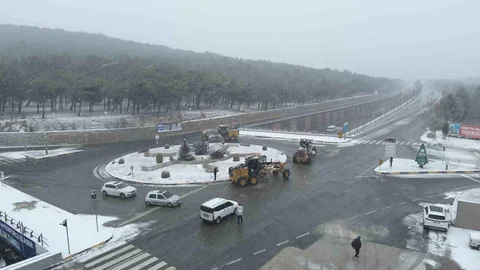 Gaziantep'te Karla Mücadele Devam Ediyor
