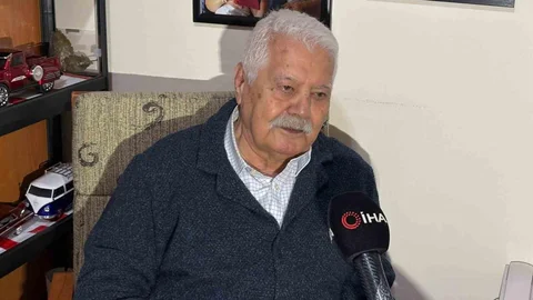 Oktay'ın Pul Koleksiyonu Yarım Yüzyıldır Sürüyor