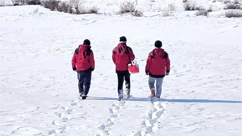 Tunceli'de Veterinerlerin Kış Mücadelesi