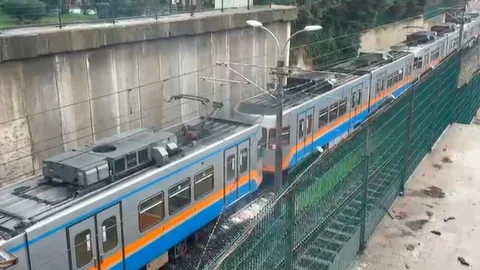 Bayrampaşa'da Metrodan Dumanlar Yükseldi