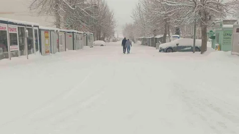 Gölbaşı'nda Yoğun Kar Yağışı Etkili Oldu
