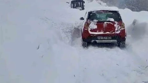 Çatak'ta Çığ Düşmesi Olayı