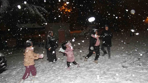 Beyşehir'de Kar Keyfi Başladı