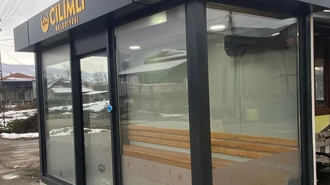 Düzce'de Akıllı Durak Hizmete Girdi