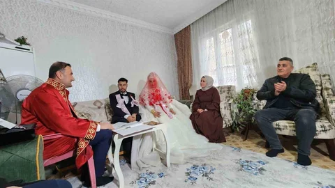 Gaziantep'te Nikah Evde Kıyıldı