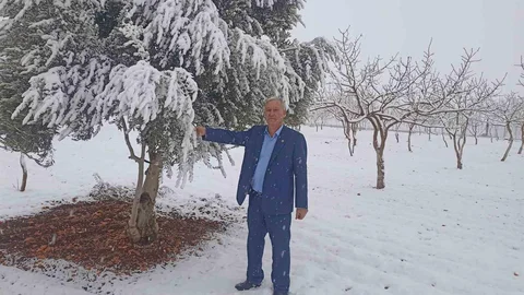 Araban'da Kar Yağışı Çiftçilere Umut Verdi