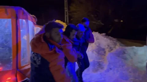 Kars'ta AFAD Paletli Araçla Hasta Ulaşımı